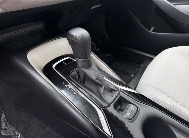 Used 2020 Toyota Corolla LE FWD image 21