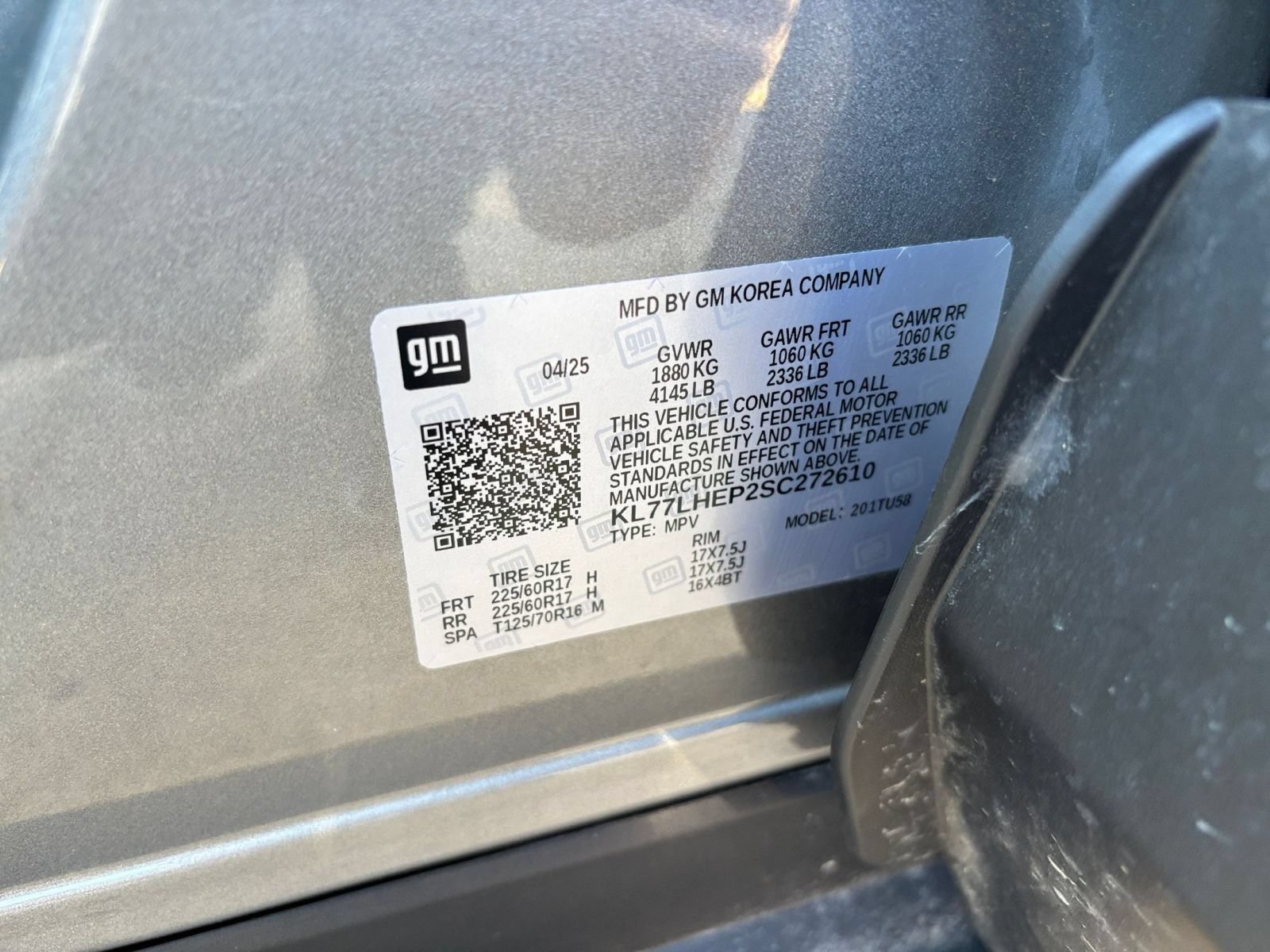 Used 2025 Chevrolet Trax LT FWD image 27