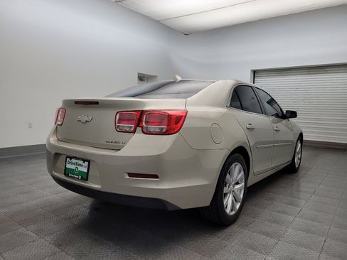 Used 2014 Chevrolet Malibu LT image 9