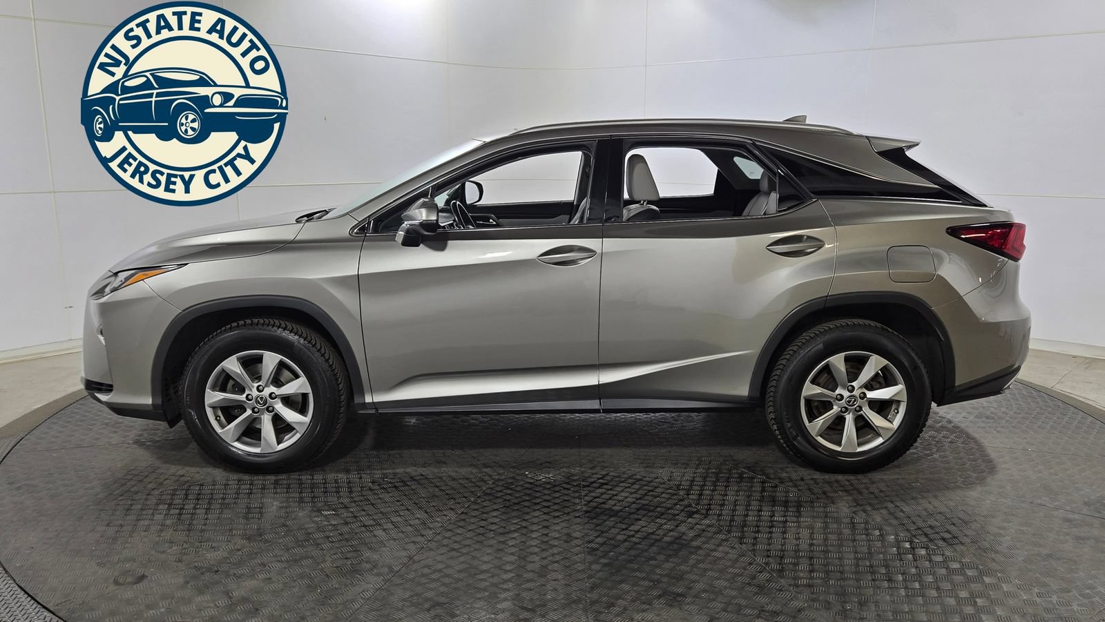Used 2019 Lexus RX 350 AWD w/ Navigation Package image 4
