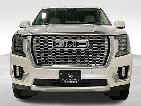 Used 2024 GMC Yukon XL Denali w/ Denali Reserve Package AWD/4WD image 2
