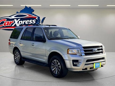 Used 2017 Ford Expedition XLT image 11