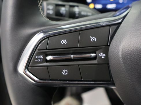 Used 2025 Chevrolet Traverse Z71 image 34