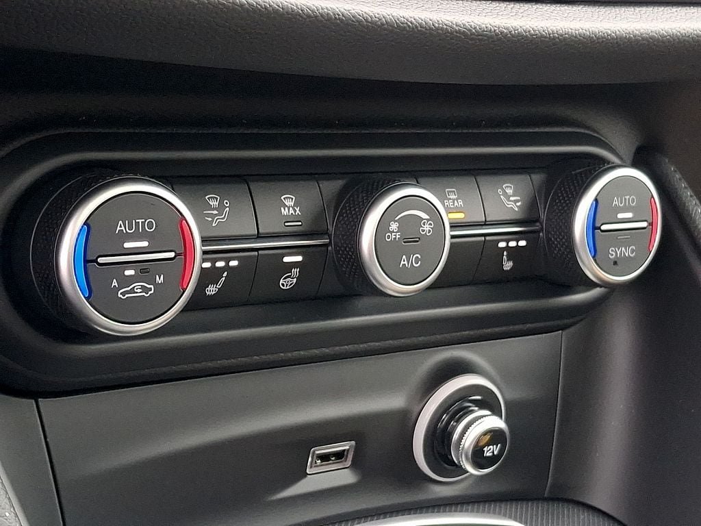 New 2026 Alfa Romeo Stelvio Sprint AWD/4WD image 11