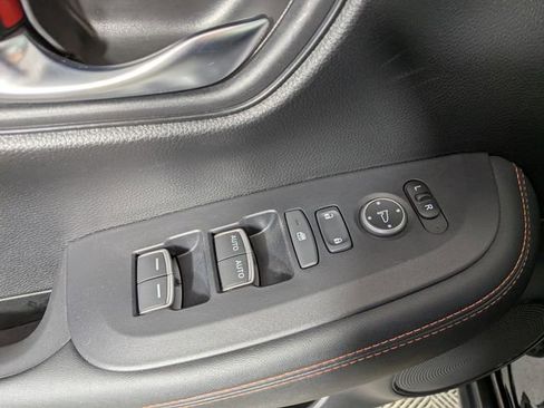 Used 2024 Honda HR-V Sport image 15