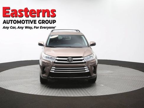 Used 2019 Toyota Highlander LE FWD image 51