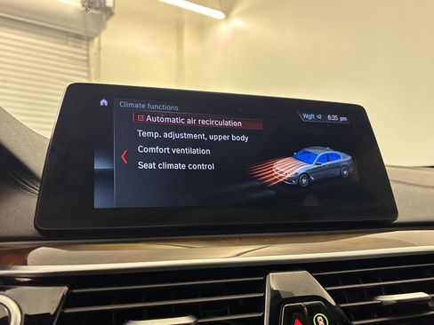 Used 2018 BMW 540i image 26