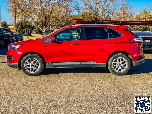 Used 2022 Ford Edge SEL w/ Convenience Package image 5