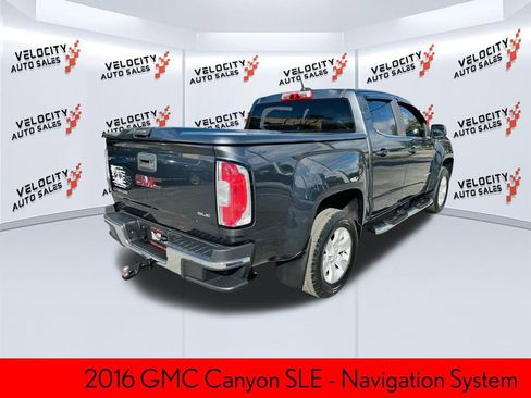 Used 2016 GMC Canyon SLE image 3