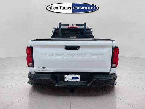 Used 2024 Chevrolet Colorado Z71 w/ Z71 Convenience Package 2 AWD/4WD image 7
