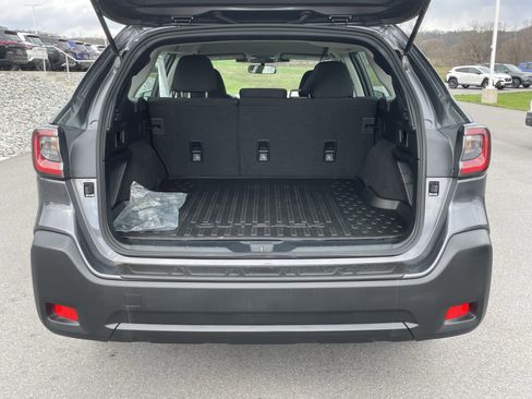Used 2025 Subaru Outback image 6