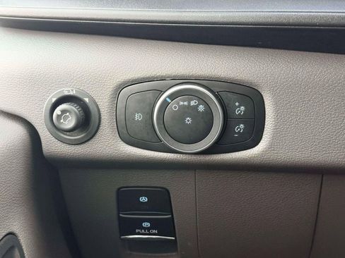 Used 2024 Ford Transit 350 XLT image 21