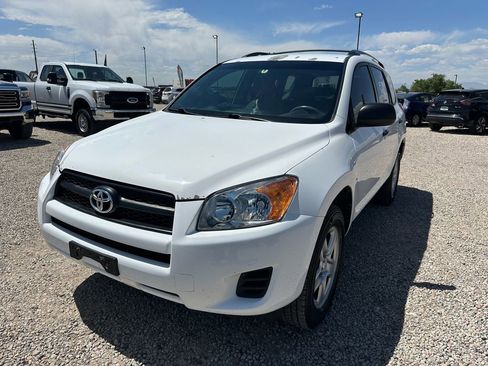 Used 2012 Toyota RAV4 4WD w/ Value Pkg image 4