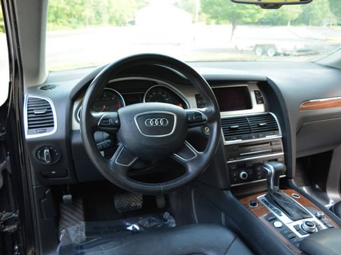 Used 2014 Audi Q7 TDI Premium Plus w/ Premium Plus Package AWD/4WD image 15