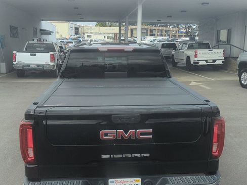 Used 2021 GMC Sierra 1500 SLT image 5
