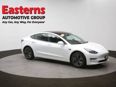 Used 2019 Tesla Model 3 Standard Range image 44
