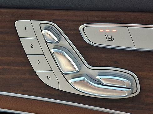 Certified 2022 Mercedes-Benz GLC 300 4MATIC image 24