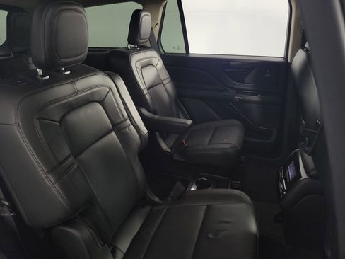 Used 2023 Lincoln Aviator Reserve w/ Elements Package Plus image 14