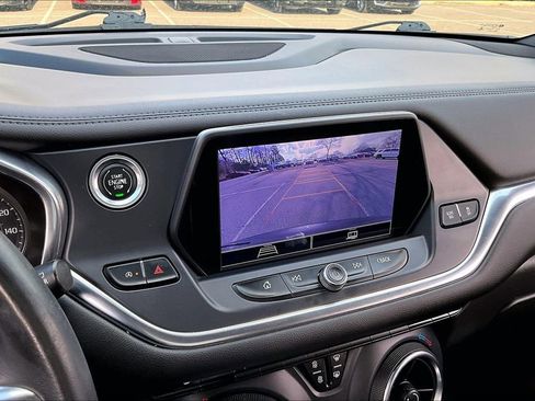 Used 2022 Chevrolet Blazer LT image 11