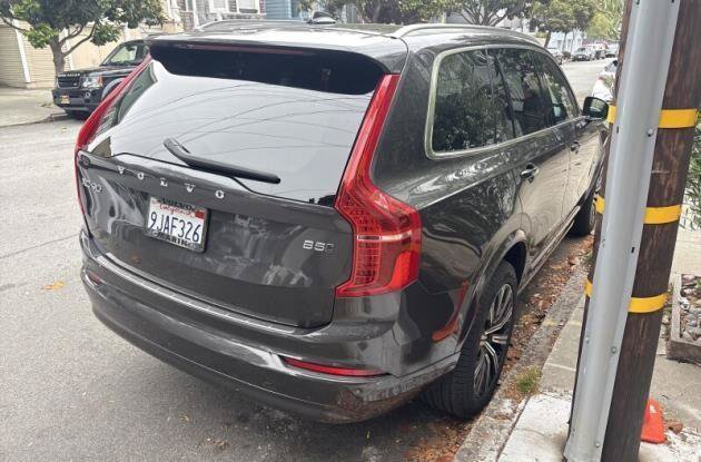 Used 2023 Volvo XC90 B5 Core w/ Protection Package Premier AWD/4WD image 4