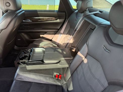 Used 2017 Cadillac CT6 Luxury AWD/4WD image 15