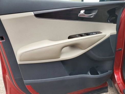 Used 2020 Kia Sorento EX image 19