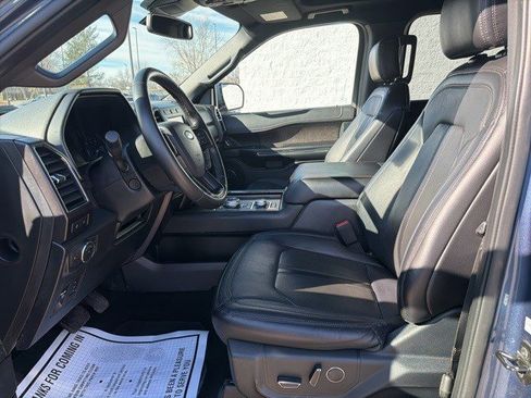 Used 2020 Ford Expedition Limited image 11