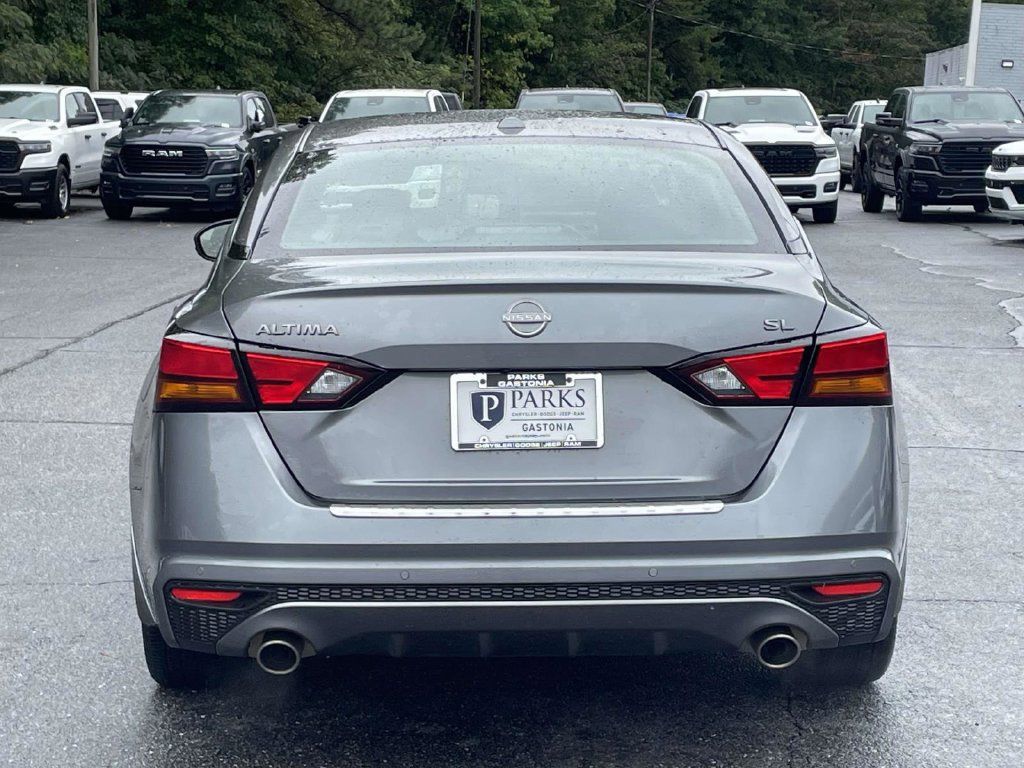 Used 2023 Nissan Altima 2.5 SL FWD image 7