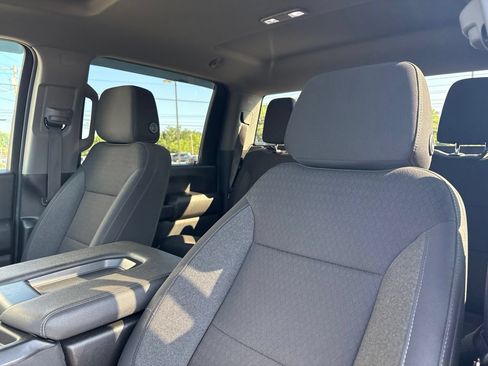 Used 2024 Chevrolet Silverado 2500 Custom w/ Custom Value Package AWD/4WD image 3