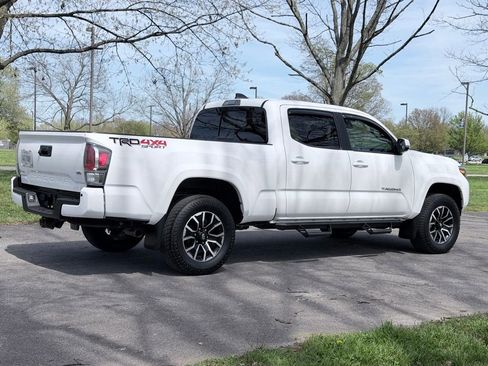 Used 2023 Toyota Tacoma TRD Sport w/ Technology Package AWD/4WD image 33