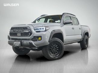 Used 2018 Toyota Tacoma TRD Off-Road AWD/4WD video 1