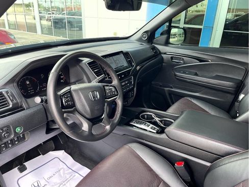 Used 2024 Honda Ridgeline Black Edition image 12