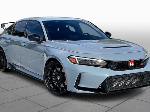 Used 2023 Honda Civic Type R image 2