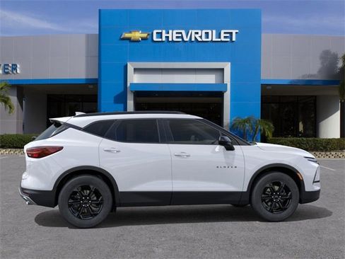 New 2026 Chevrolet Blazer LT image 6