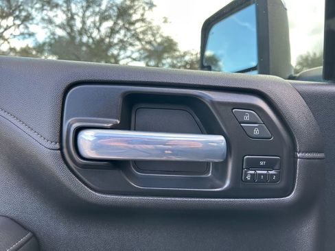 Used 2021 Chevrolet Silverado 2500 High Country w/ Z71 Off-Road Package image 53