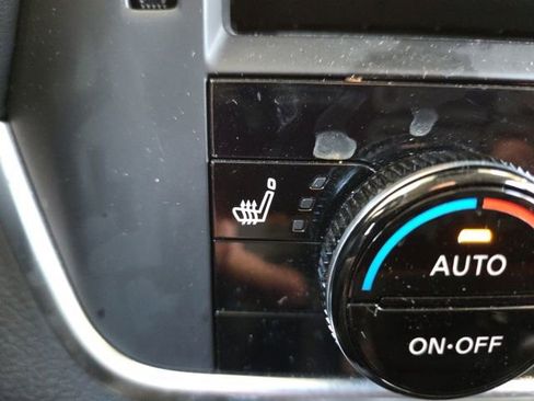 Used 2021 Nissan Rogue S AWD/4WD image 7