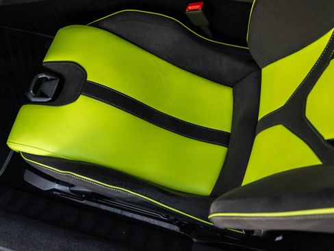 Used 2025 Lamborghini Revuelto AWD/4WD image 40