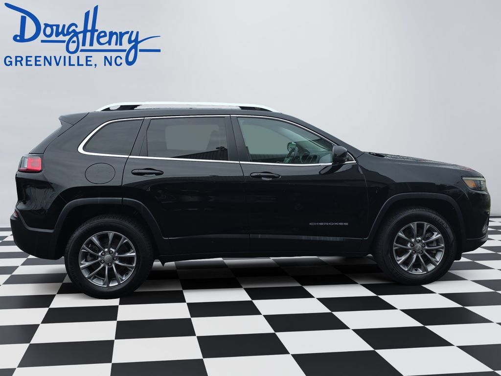 Used 2020 Jeep Cherokee Latitude Plus w/ Cold Weather Group AWD/4WD image 6