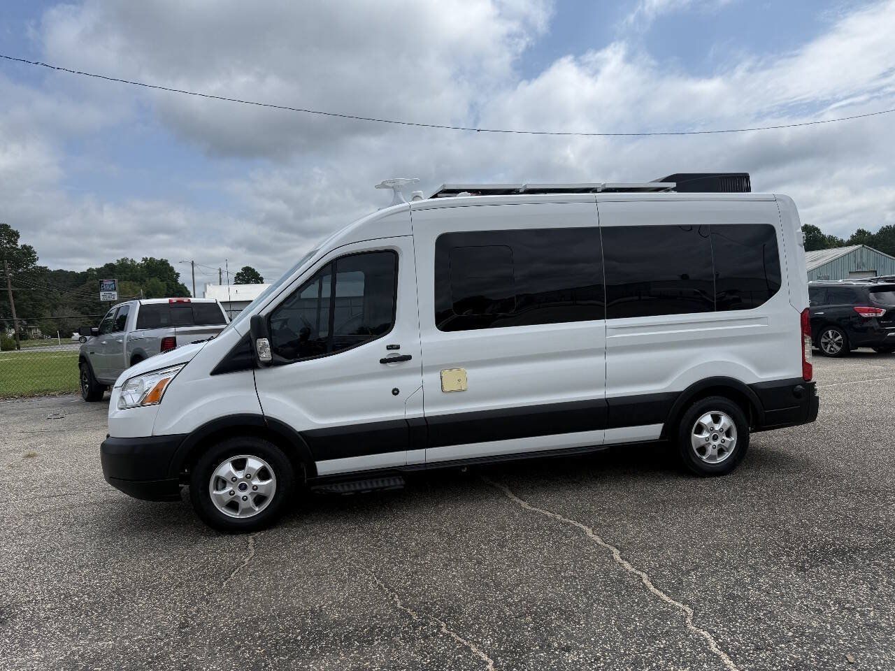 Used 2019 Ford Transit 350 XLT RWD image 26