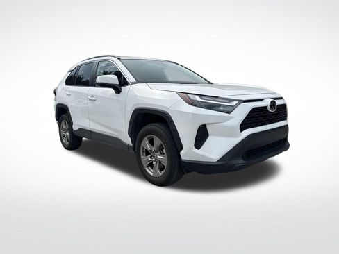 Used 2025 Toyota RAV4 XLE FWD image 2