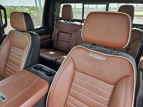 Used 2025 GMC Sierra 2500 Denali Ultimate w/ Max Trailering Package image 6