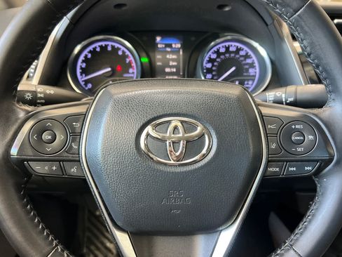 Certified 2019 Toyota Camry SE w/ Convenience Package FWD image 23