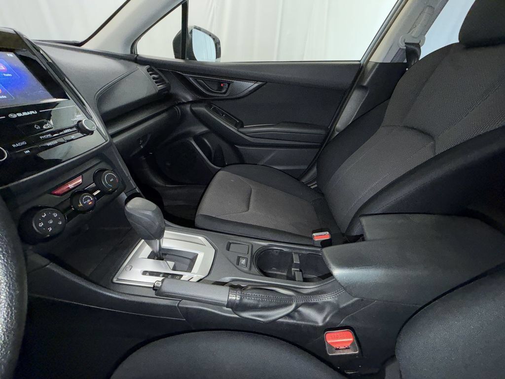 Used 2019 Subaru Crosstrek 2.0i AWD/4WD image 23
