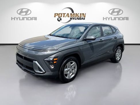 Certified 2026 Hyundai Kona SE image 1