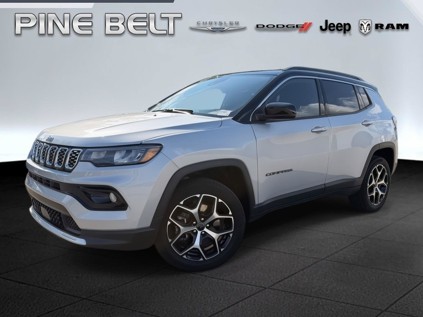 Certified 2025 Jeep Compass Limited AWD/4WD image 1