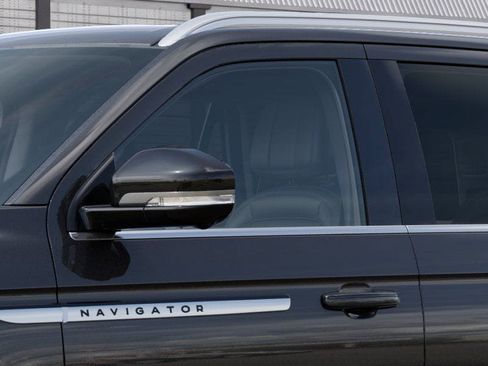 New 2027 Lincoln Navigator Reserve AWD/4WD image 20