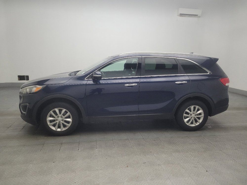 Used 2018 Kia Sorento FWD image 2