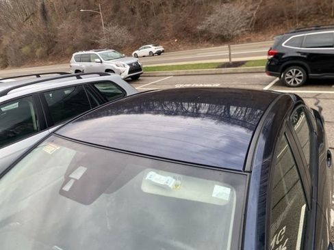 Used 2017 Toyota Yaris iA image 5