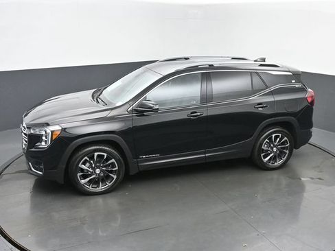 Used 2024 GMC Terrain SLT FWD image 37