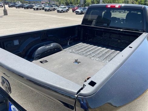 Used 2024 RAM 3500 Big Horn w/ Night Edition AWD/4WD image 38